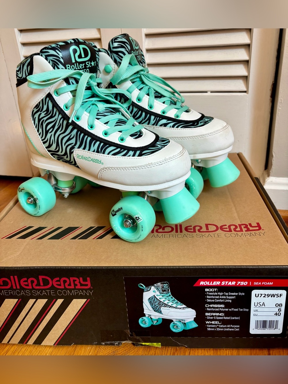 Roller Derby Roller Star 750 Women's Quad Skates in Mint Zebra